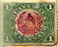 Il quetzal, uccello sacro dei Maya. Francobollo emesso nel 1902.